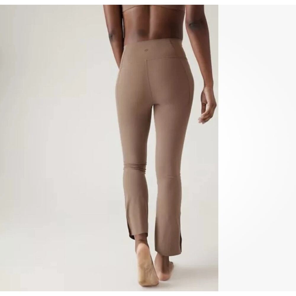 Athleta Transcend Stash Crop Straight Leg Pant Sz M Rustic Beige #533441 *EUC - Picture 3 of 12